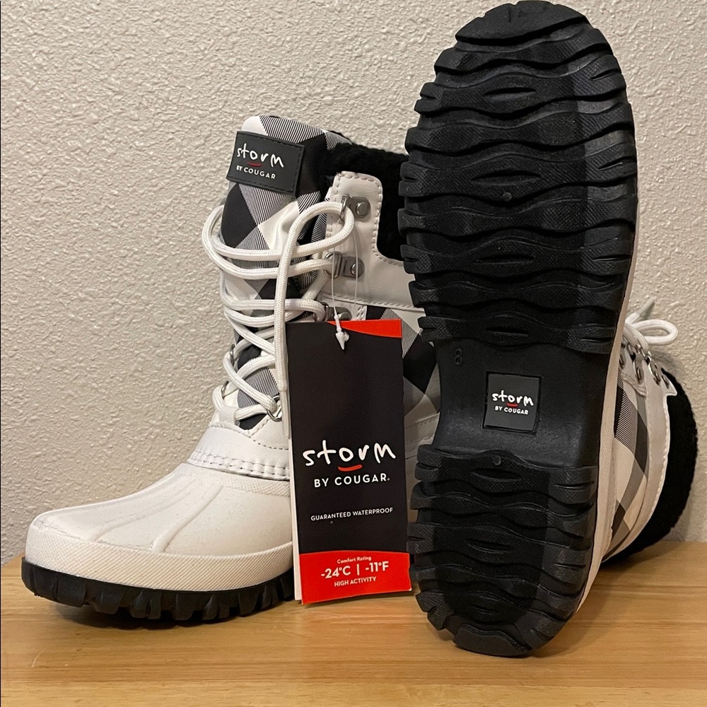 Storm by Cougar White Buffalo Plaid Lace Up Winter Boots Size 8 NWT - Picture 2 of 6